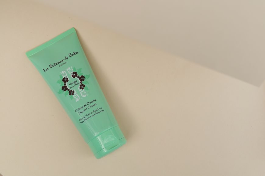 Крем- гель для душу Алое Вера La Sultane de Saba Shower Cream Tiare Flower & Aloe Vera  9135 фото