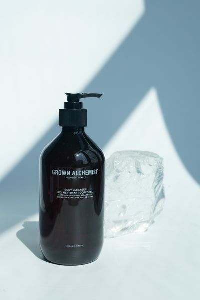 Гель для тіла Герань, Мандарин, Кедр GROWN ALCHEMIST Body Cleanser: Geranium, Tangerine, Cedarwood GRA0422 фото