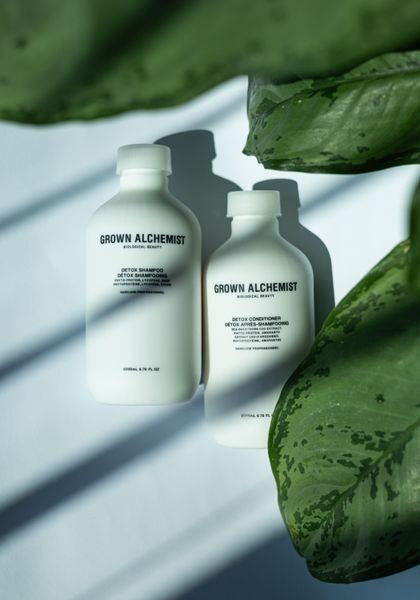 Детокс-шампунь 0.1 Гидролизованный протеин шелка, Ликопен, Шалфей GROWN ALCHEMIST Detox Shampoo 0.1: Hydrolyzed Silk Protein, Lycopene, Sage  GRA0197 фото