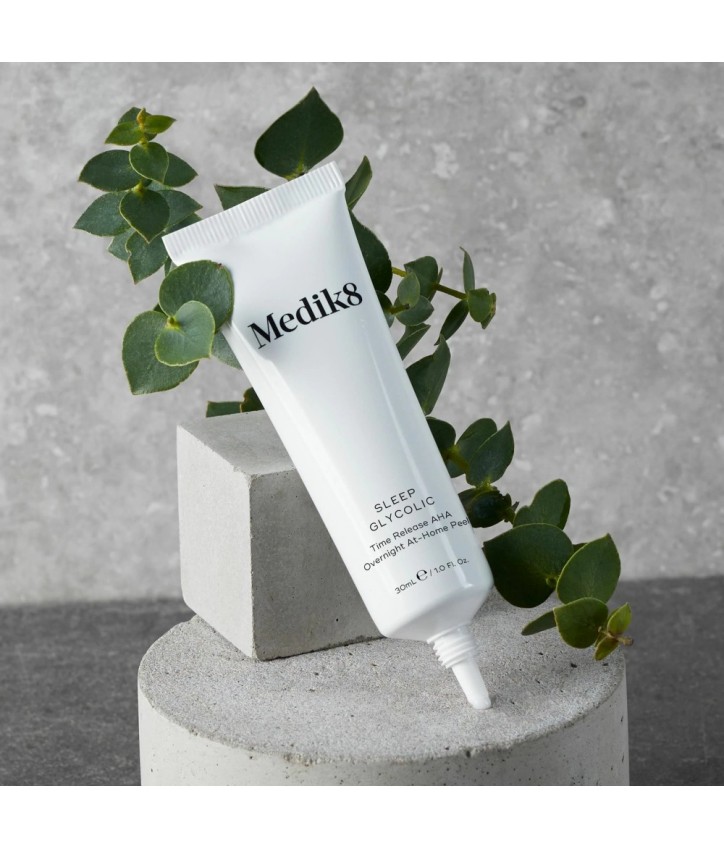Ночная сыворотка с АНА для пилинга в домашних условиях Medik8 Sleep Glycolic 30ml